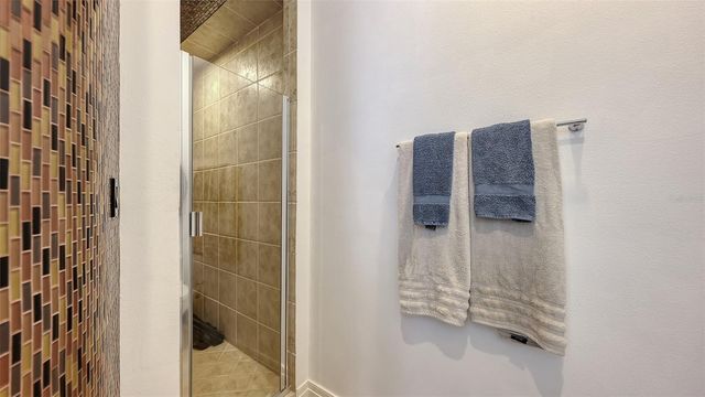 235 COCOANUT AVENUE 128E, Sarasota, FL 34236