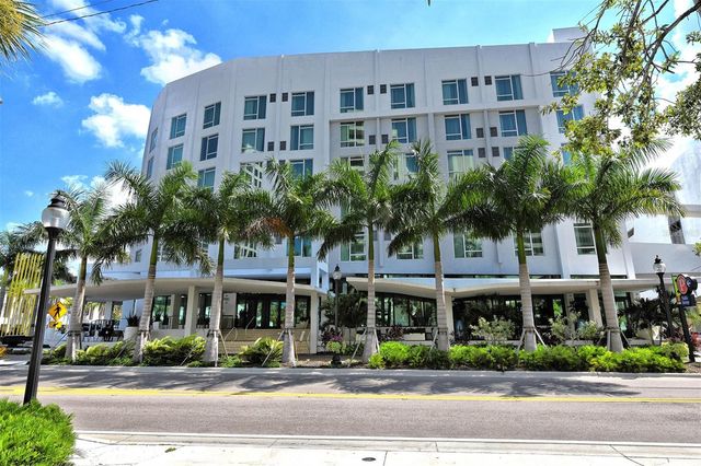 235 COCOANUT AVENUE 128E, Sarasota, FL 34236