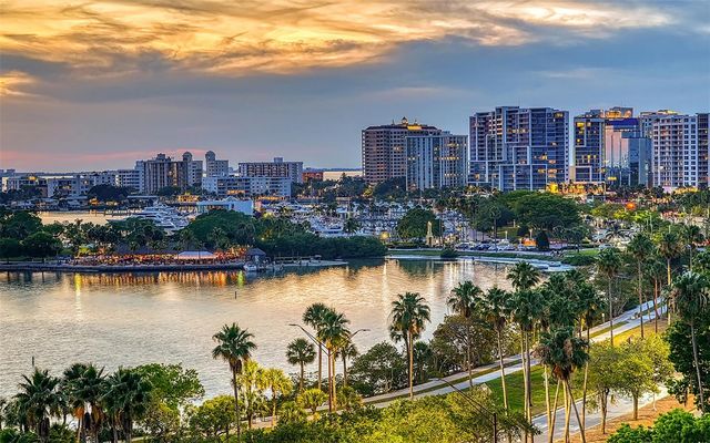 235 COCOANUT AVENUE 128E, Sarasota, FL 34236