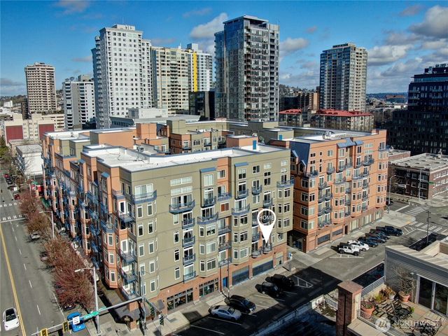2414 1st Avenue #321, Seattle, WA 98121