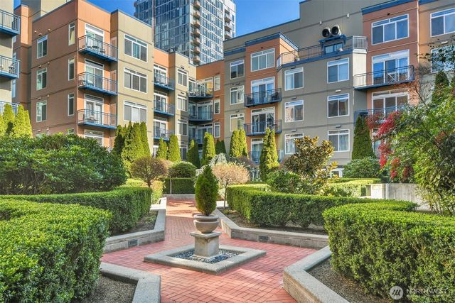 2414 1st Avenue #321, Seattle, WA 98121