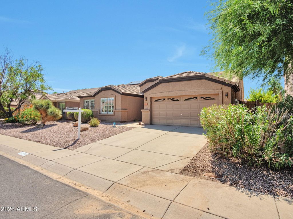 25836 N 43RD Place, Phoenix, AZ 85050 — photo 2