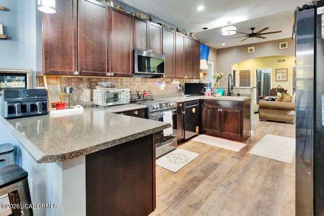 5675 E WATERFRONT DRIVE, Columbia, MO 65202