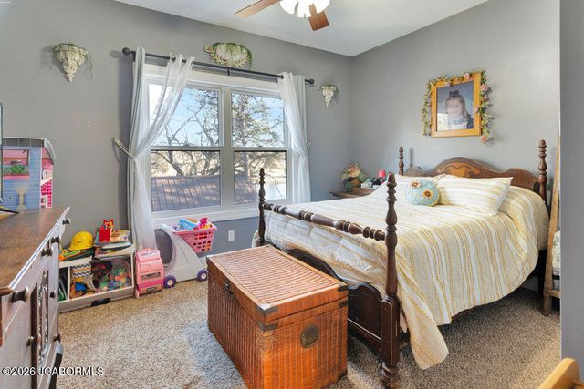 5675 E WATERFRONT DRIVE, Columbia, MO 65202