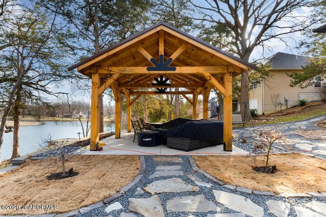 5675 E WATERFRONT DRIVE, Columbia, MO 65202