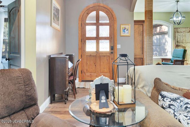 5675 E WATERFRONT DRIVE, Columbia, MO 65202