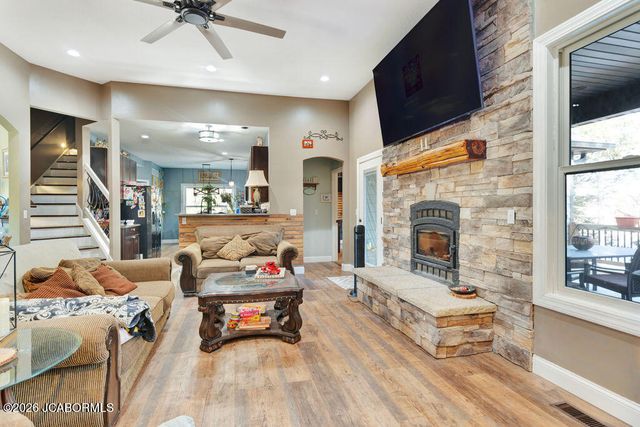 5675 E WATERFRONT DRIVE, Columbia, MO 65202