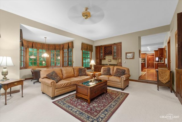 2 Buckingham Drive, Sugar Grove, IL 60554
