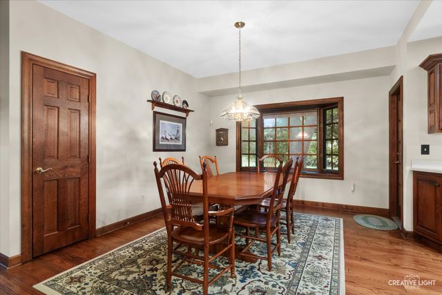 2 Buckingham Drive, Sugar Grove, IL 60554