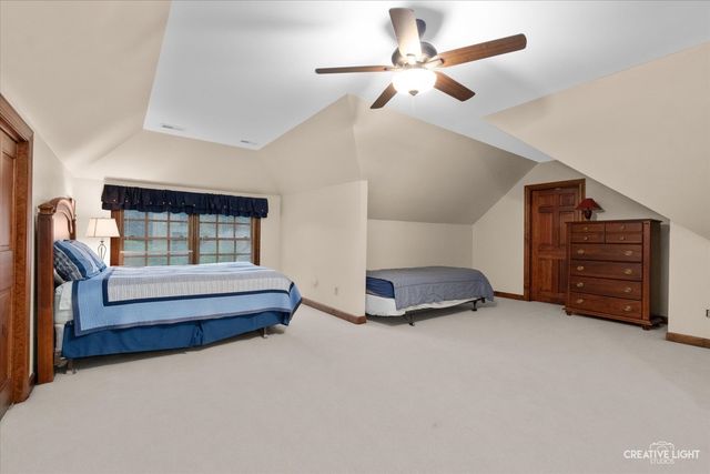 2 Buckingham Drive, Sugar Grove, IL 60554