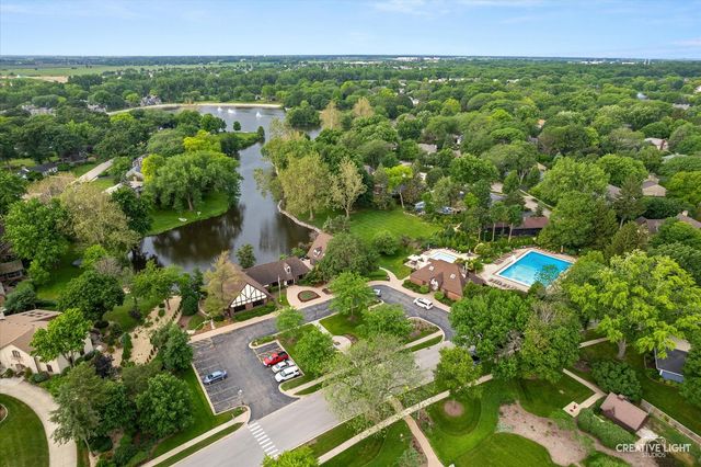 2 Buckingham Drive, Sugar Grove, IL 60554