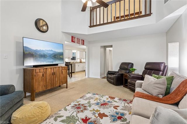 887 Weyanoke LN, Newport News, VA 23608