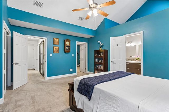 887 Weyanoke LN, Newport News, VA 23608