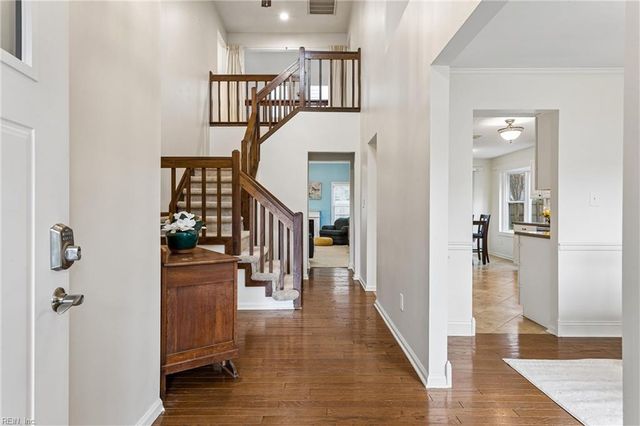 887 Weyanoke LN, Newport News, VA 23608