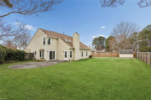 887 Weyanoke LN, Newport News, VA 23608