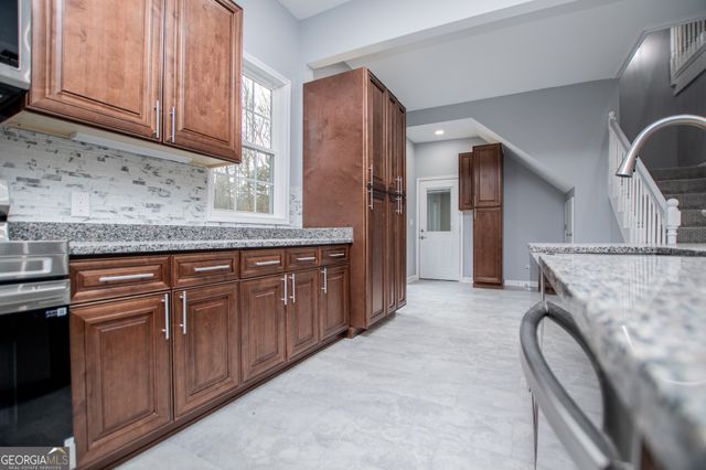 74 Jiles Road, Carrollton, GA 30117