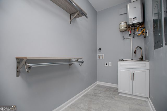 74 Jiles Road, Carrollton, GA 30117