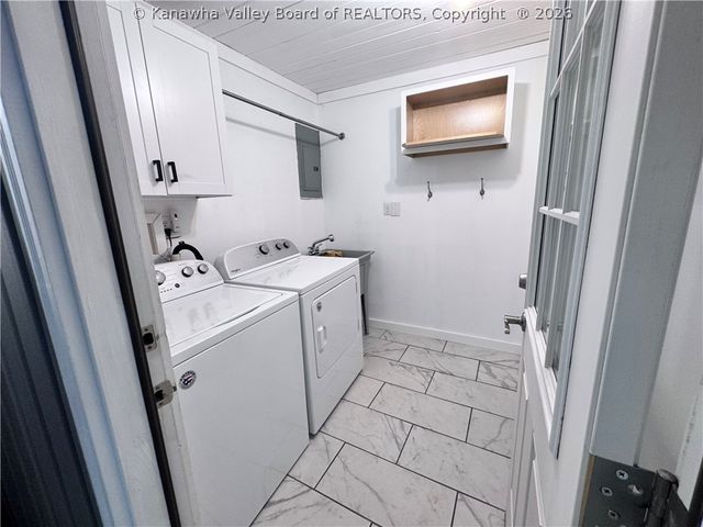 5309 Kentucky Street, South Charleston, WV 25309