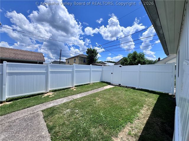 5309 Kentucky Street, South Charleston, WV 25309