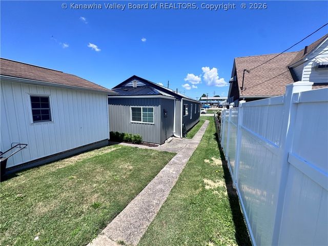 5309 Kentucky Street, South Charleston, WV 25309