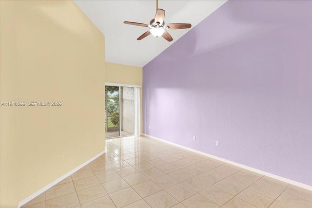 7620 S Aragon Blvd 1, Sunrise, FL 33322