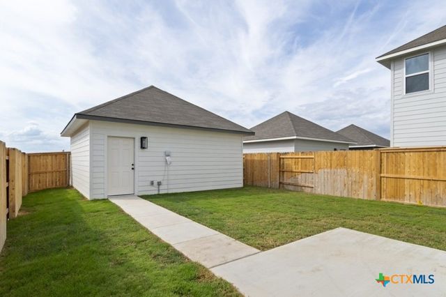 1632 Esplanade Parkway, San Marcos, TX 78666