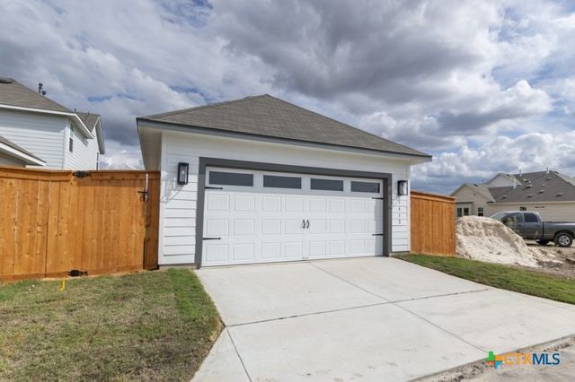 1632 Esplanade Parkway, San Marcos, TX 78666