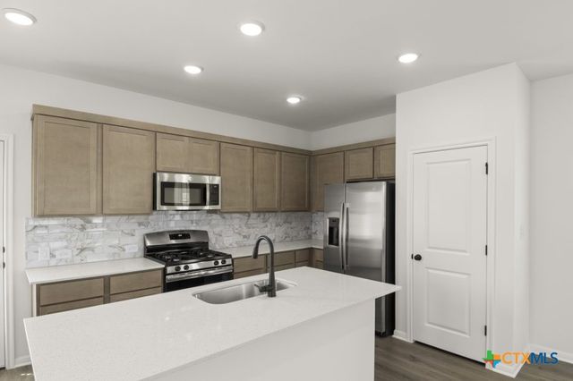 1632 Esplanade Parkway, San Marcos, TX 78666