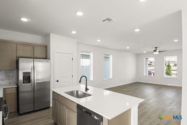 1632 Esplanade Parkway, San Marcos, TX 78666