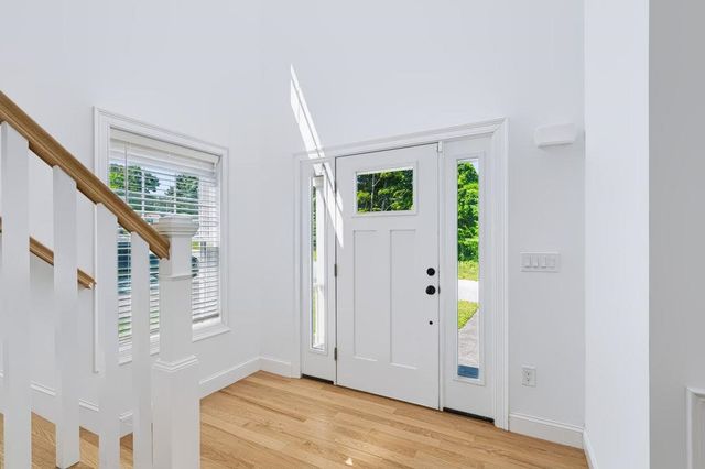 9 Horizon Way, Plaistow, NH 03865