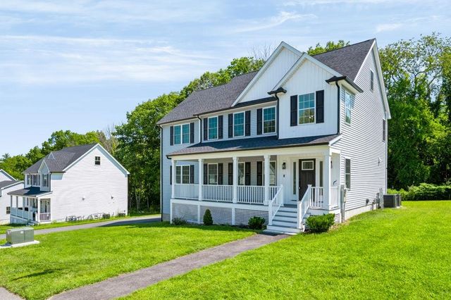 9 Horizon Way, Plaistow, NH 03865