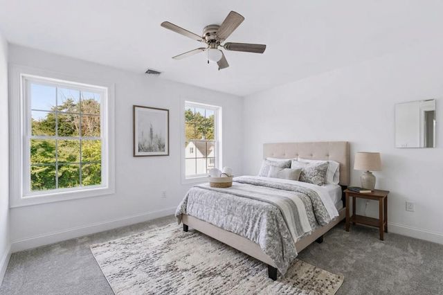 9 Horizon Way, Plaistow, NH 03865