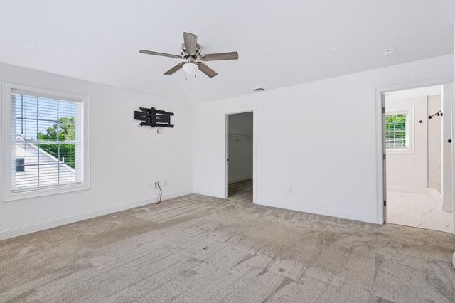 9 Horizon Way, Plaistow, NH 03865
