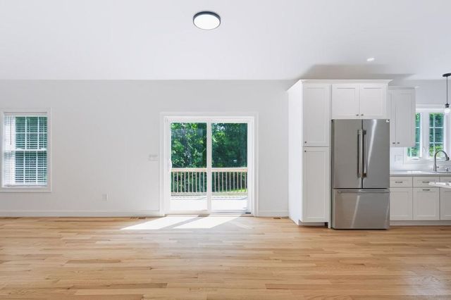 9 Horizon Way, Plaistow, NH 03865