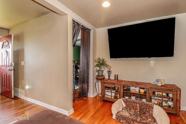 80 Elm Street, Spotswood, NJ 08884