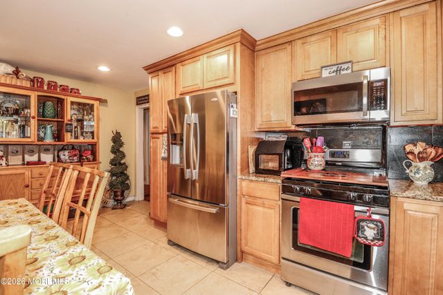 80 Elm Street, Spotswood, NJ 08884