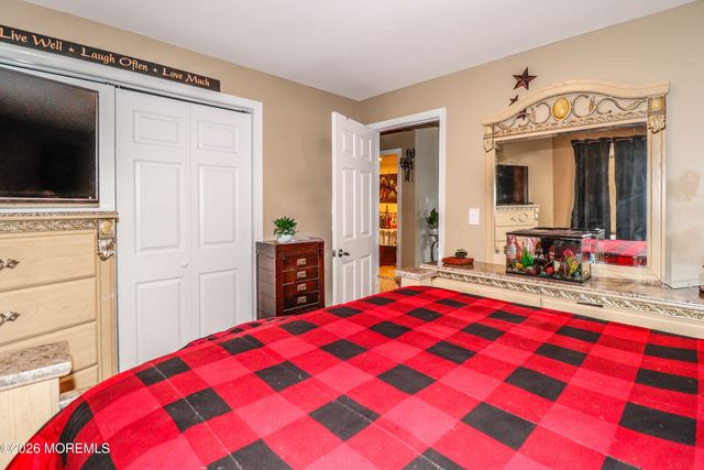 80 Elm Street, Spotswood, NJ 08884