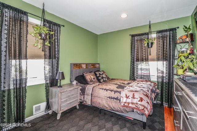 80 Elm Street, Spotswood, NJ 08884