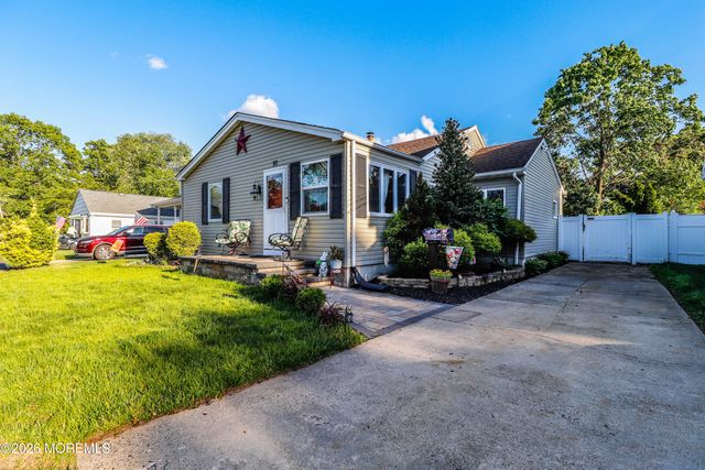 80 Elm Street, Spotswood, NJ 08884