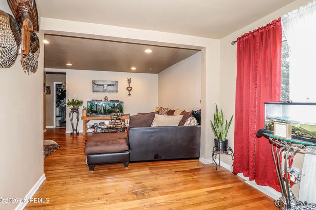 80 Elm Street, Spotswood, NJ 08884