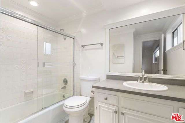 3514 Mountain View Avenue, Los Angeles, CA 90066