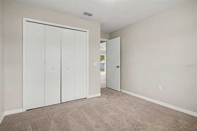 526 N FINCH COURT, Kissimmee, FL 34759