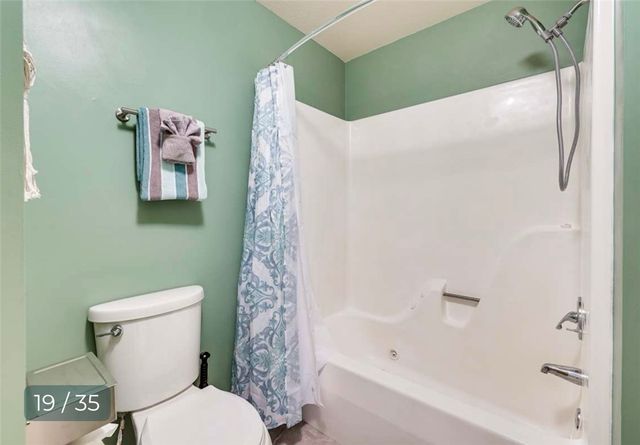 5 Horseshoe Drive, Holiday Island, AR 72631