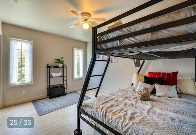 5 Horseshoe Drive, Holiday Island, AR 72631