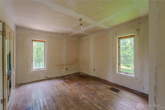 6109 beamsville union city rd, Greenville, OH 45331