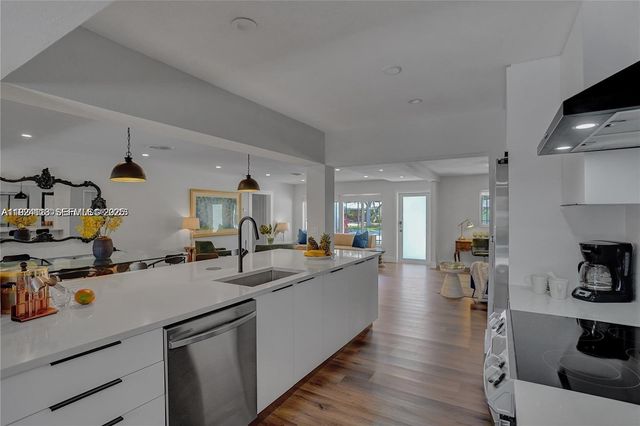 948 NE 26th Ave, Pompano Beach, FL 33062