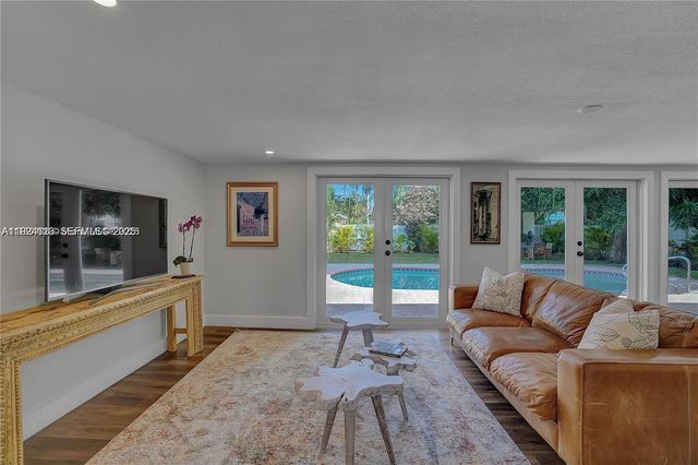 948 NE 26th Ave, Pompano Beach, FL 33062