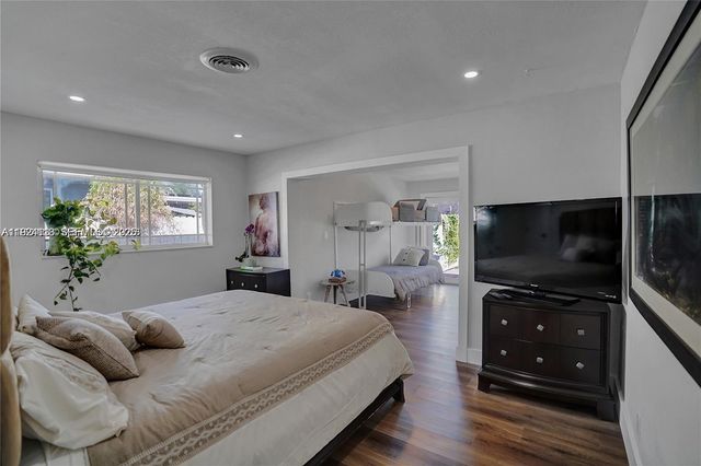 948 NE 26th Ave, Pompano Beach, FL 33062