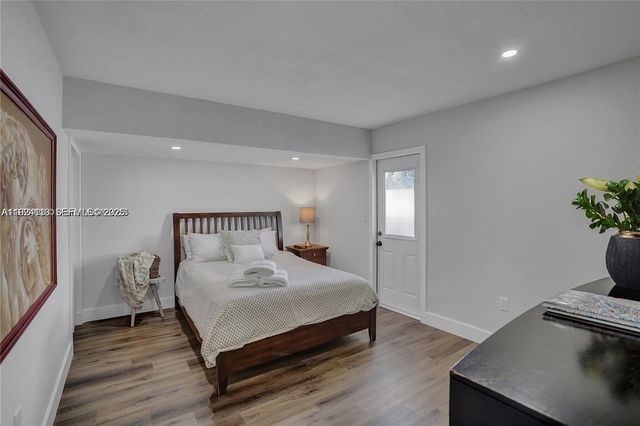 948 NE 26th Ave, Pompano Beach, FL 33062