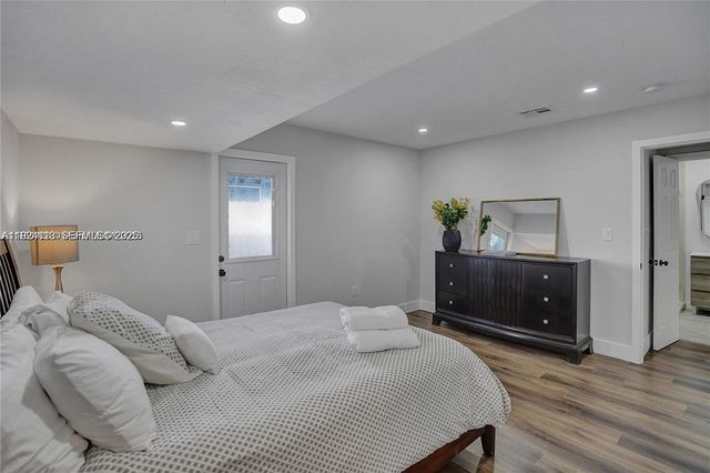 948 NE 26th Ave, Pompano Beach, FL 33062